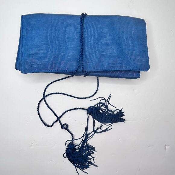 Crabtree & Evelyn London Royal Blue Jewelry Roll Soft Case with Tassels - Picture 6 of 7
